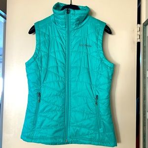 NWOT.  Ladies Columbia Sportswear Company Omni heat lightweight jacket vest.